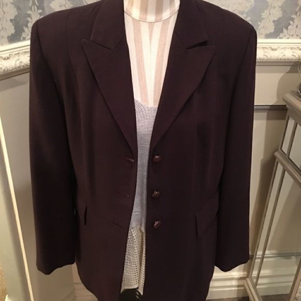 16 Plum Purple Suit! Classic!